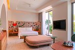The Standard, Pattaya Na Jomtien