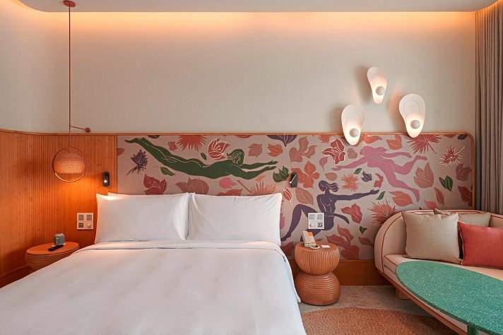 The Standard, Pattaya Na Jomtien