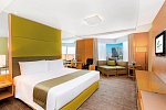 Holiday Inn Bangkok Silom