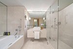 Holiday Inn Bangkok Silom