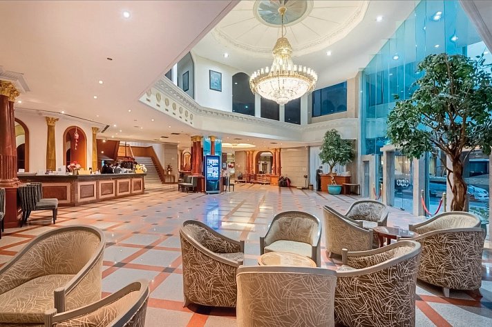 Royal Benja Hotel