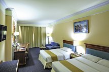 Royal Benja Hotel - Wohnbeispiel Deluxe (Zimmercodierung UD1)