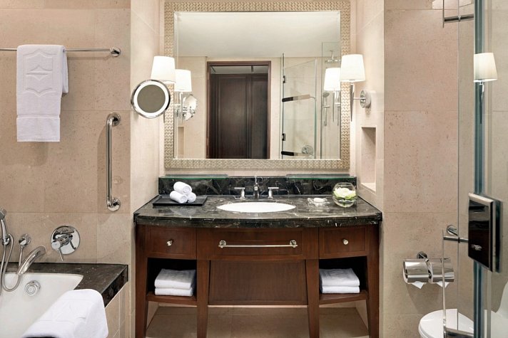 Shangri-La Hotel Bangkok