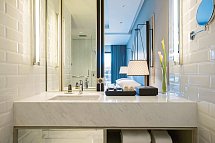 Hua Hin Marriott Resort & Spa - Badbeispiel Deluxe (Zimmercodierungen UDM, UD2 & UDQ)