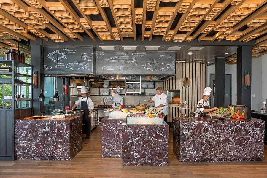 Hua Hin Marriott Resort & Spa - Restaurant „Big Fish & Bar“