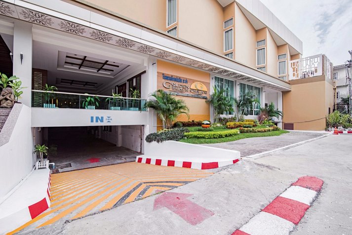Golden Beach Cha Am Hotel