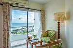 Golden Beach Cha Am Hotel
