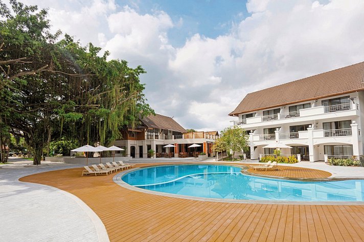 Pinnacle Grand Jomtien Resort & Beach Club
