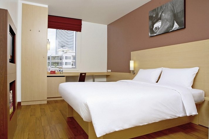Ibis Bangkok Sathorn