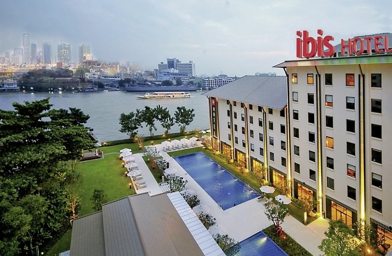 Ibis Bangkok Riverside
