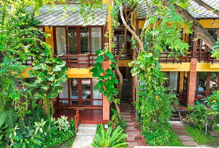 Baan Talay Dao
