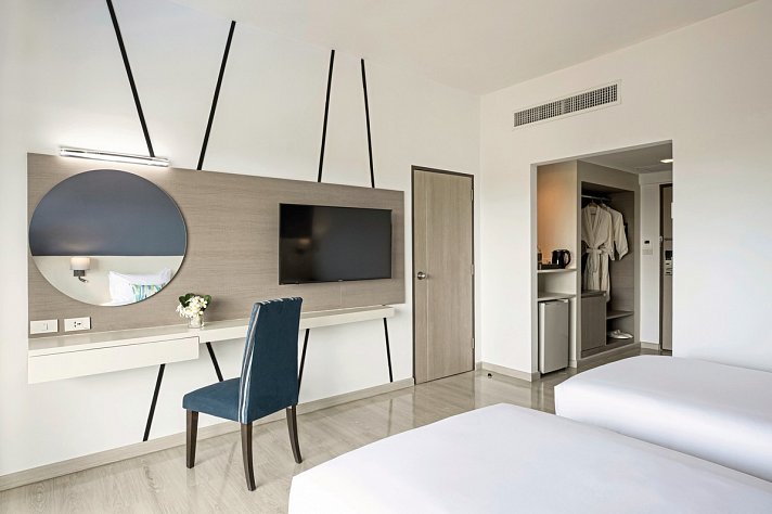 Centara Life Cha-Am Beach Resort Hua Hin
