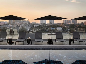 The StandardX Bangkok Phra Arthit