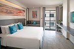 Cross Vibe Bangkok Sukhumvit