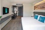 Cross Vibe Bangkok Sukhumvit