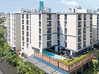 Cross Vibe Bangkok Sukhumvit