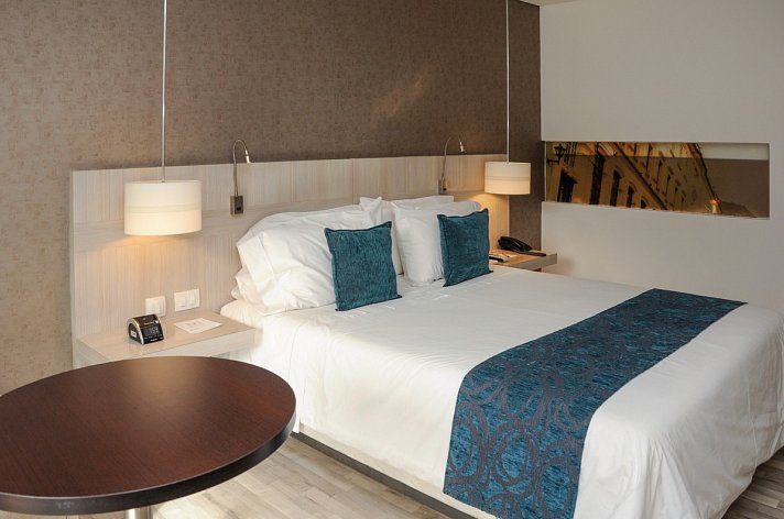 Hotel BH Bicentenario