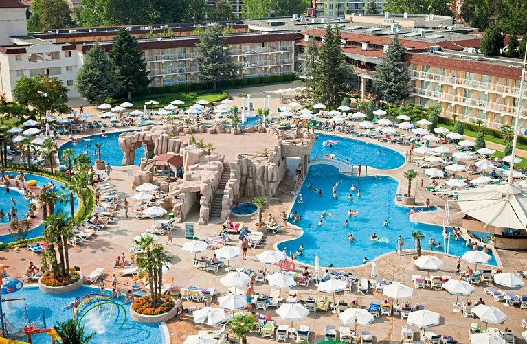 DIT Evrika Beach Club Hotel