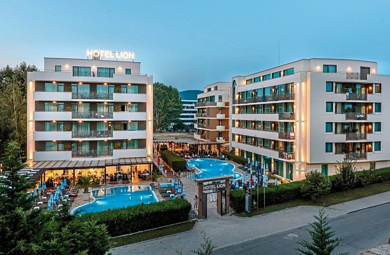 Lion Sunny Beach