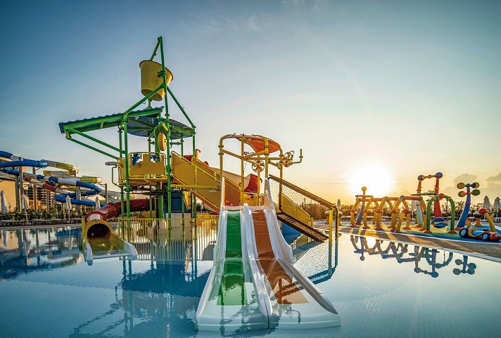 Wave Resort