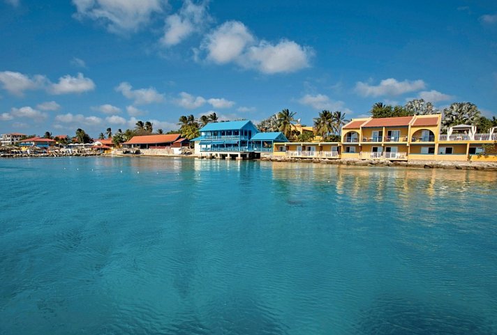 Divi Flamingo Beach Resort & Casino