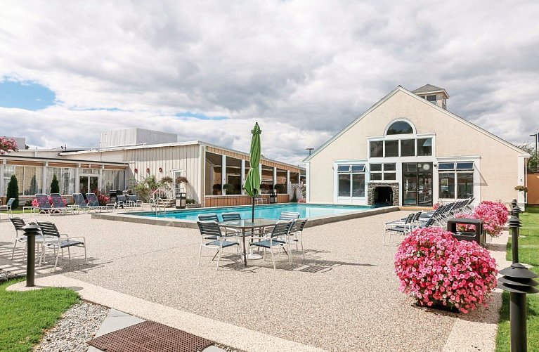 Best Western Merry Manor Inn