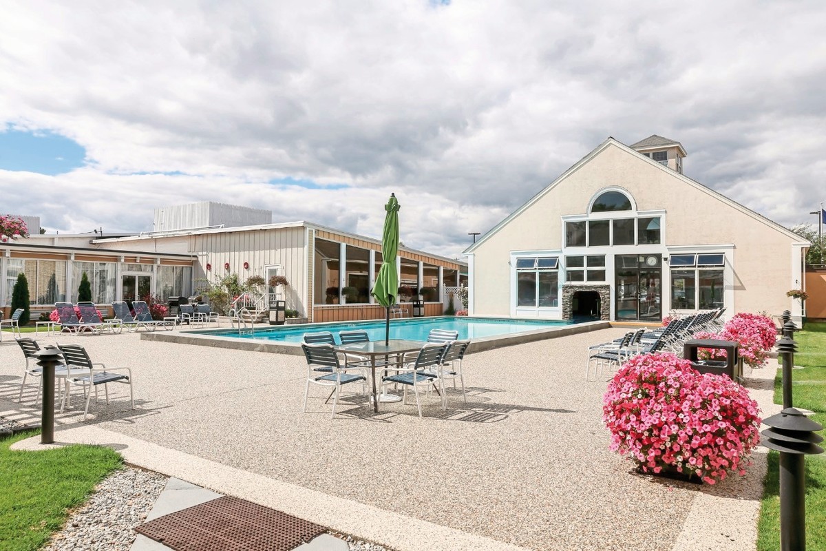 Best Western Merry Manor Inn