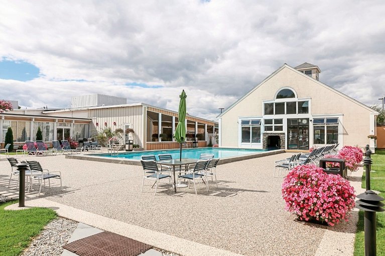 Best Western Merry Manor Inn