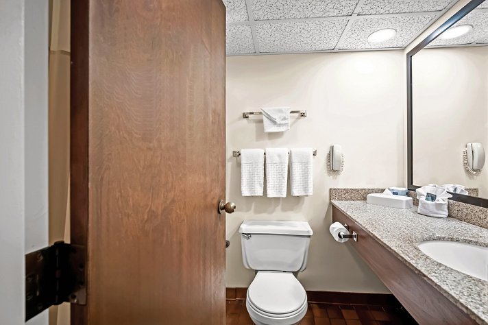 Best Western Merry Manor Inn