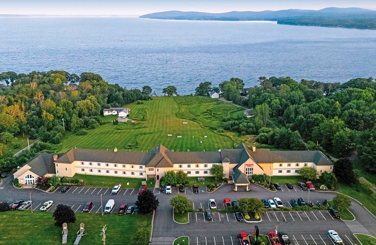 Fireside Inn & Suites Belfast