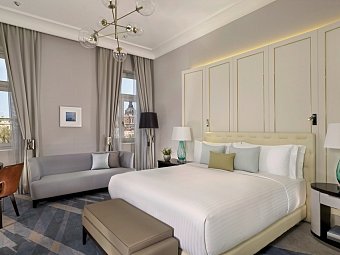 Al Habtoor Palace Budapest - Deluxe King Park View