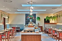 EST Grand Hotel Savoy