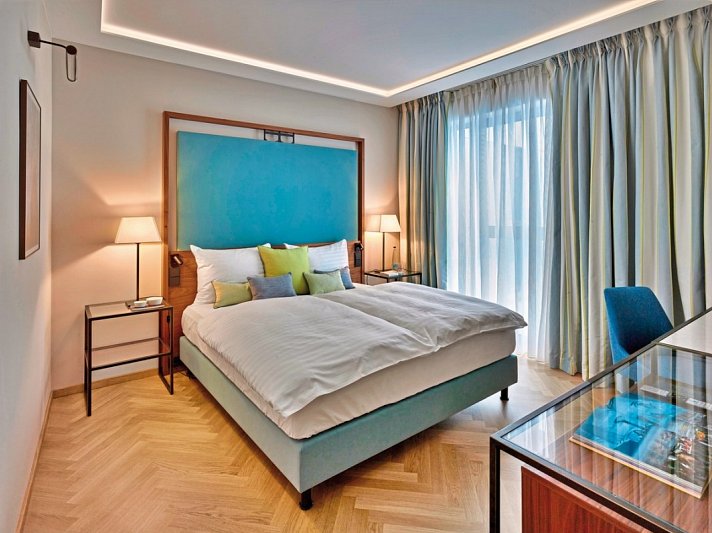 EST Grand Hotel Savoy