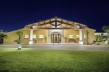 Lantana Resort