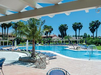 Lantana Resort