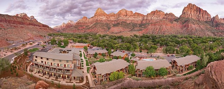 Cable Mountain Lodge