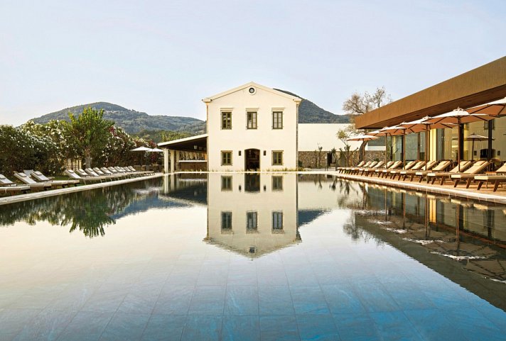 The Olivar Suites