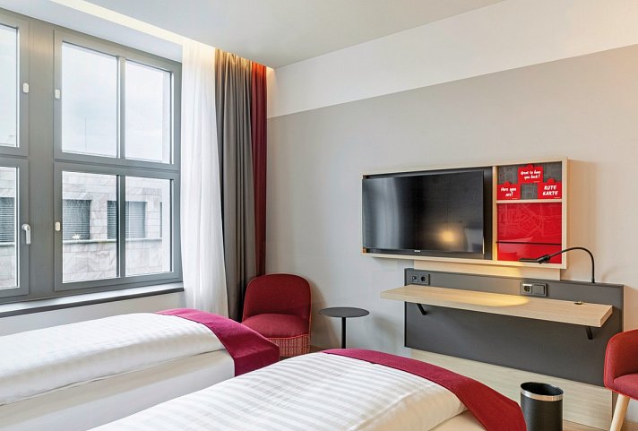 IntercityHotel Dortmund - Wohnbeispiel Doppelzimmer Business (Zimmercodierungen DB1 & DC1)