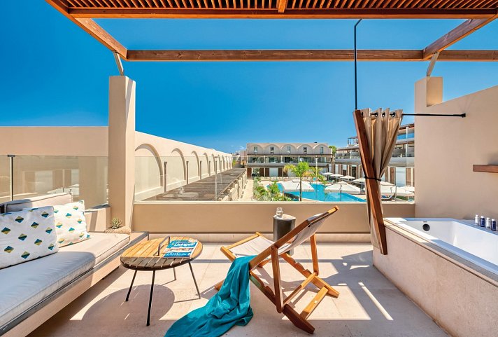 Domes Noruz Chania, Autograph Collection - Wohnbspl. Suite Wellness Loft PB mit Outdoor Jac, (Zimmercodierung WBP)
