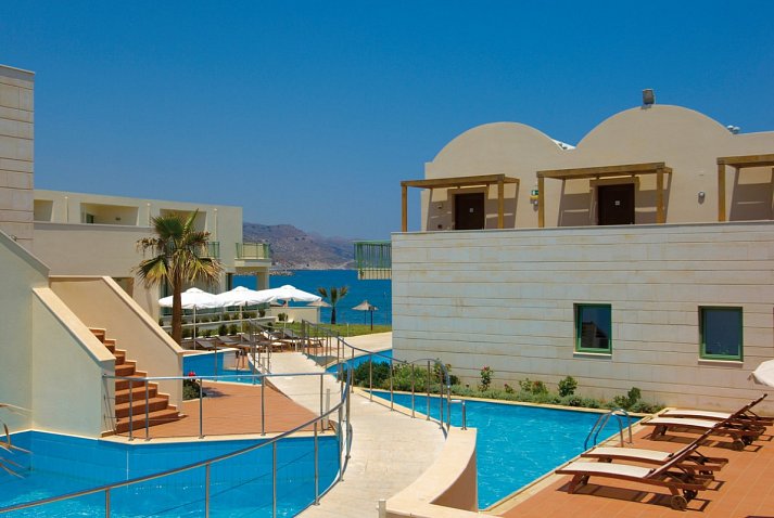 Giannoulis Grand Bay Beach Resort