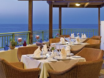 Giannoulis Grand Bay Beach Resort