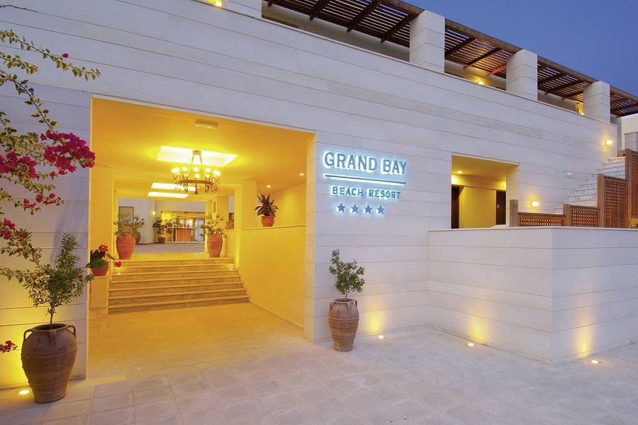 Giannoulis Grand Bay Beach Resort