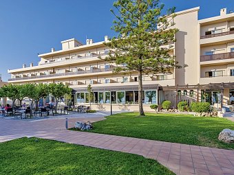 Giannoulis Santa Marina Beach