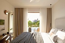 Asterion Suites & Spa - Designed for adults by Louis Hotels - Wohnbeispiel Suite Swim-up (Zimmercodierung W1Q)