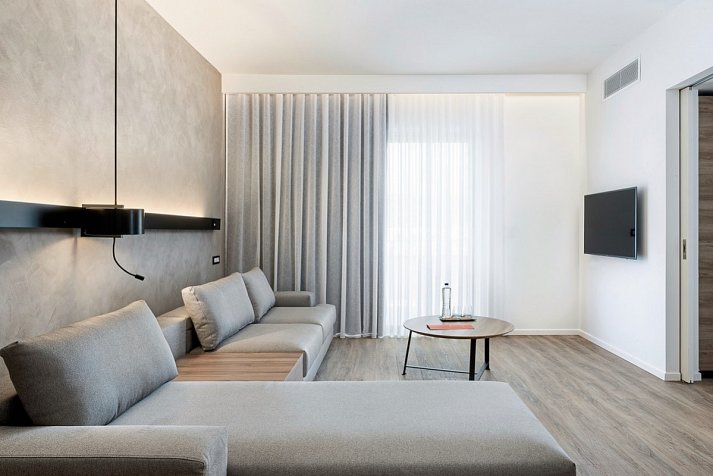 Euphoria Resort - Wohnbeispiel Suite Familie Poolblick (Zimmercodierung WIP)