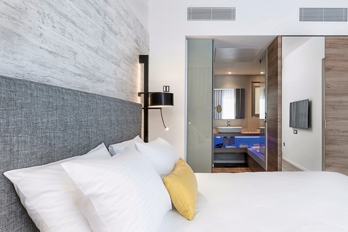 Euphoria Resort - Wohnbeispiel Suite Familie Poolblick (Zimmercodierung WIP)