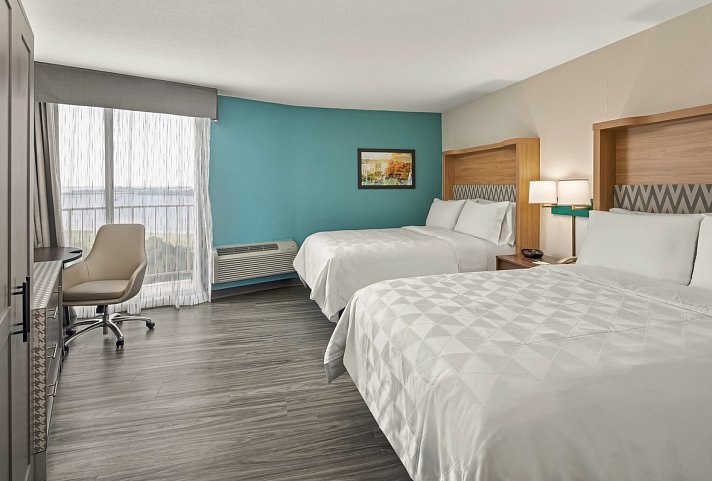 Holiday Inn Riverview - Wohnbeispiel Standard Two Double (Zimmercodierung UG1)