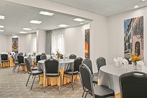Holiday Inn Riverview