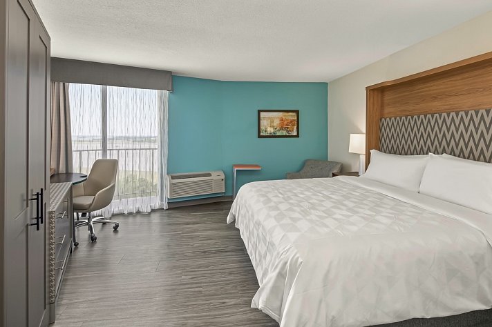 Holiday Inn Riverview