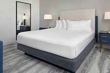 Embassy Suites Myrtle Beach - Kingston Plantation - Wohnbeispiel Standard One bed (Zimmercodierung UG1)